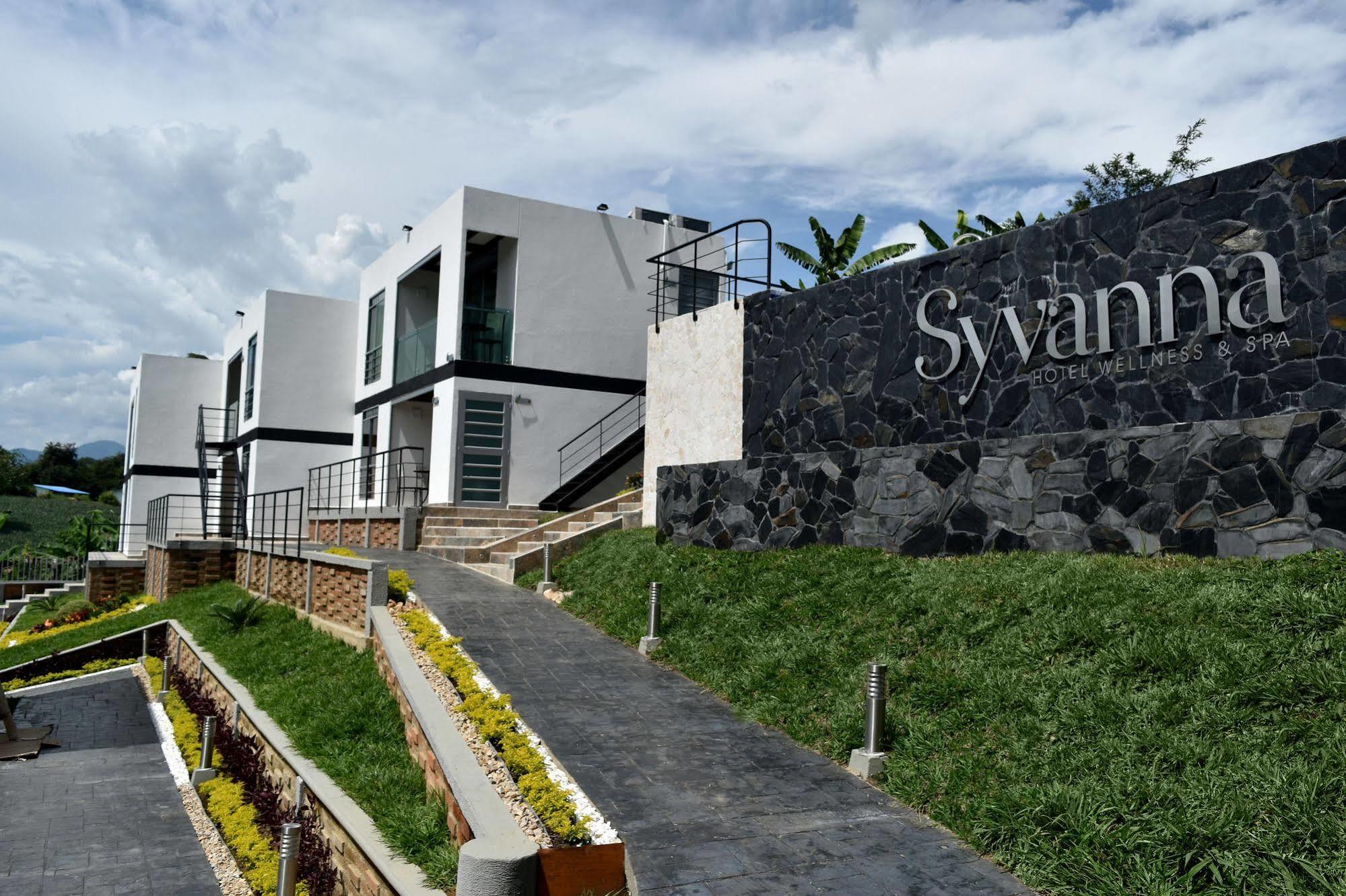 Hotel Syvanna Wellness And Spa Cerritos Exterior photo